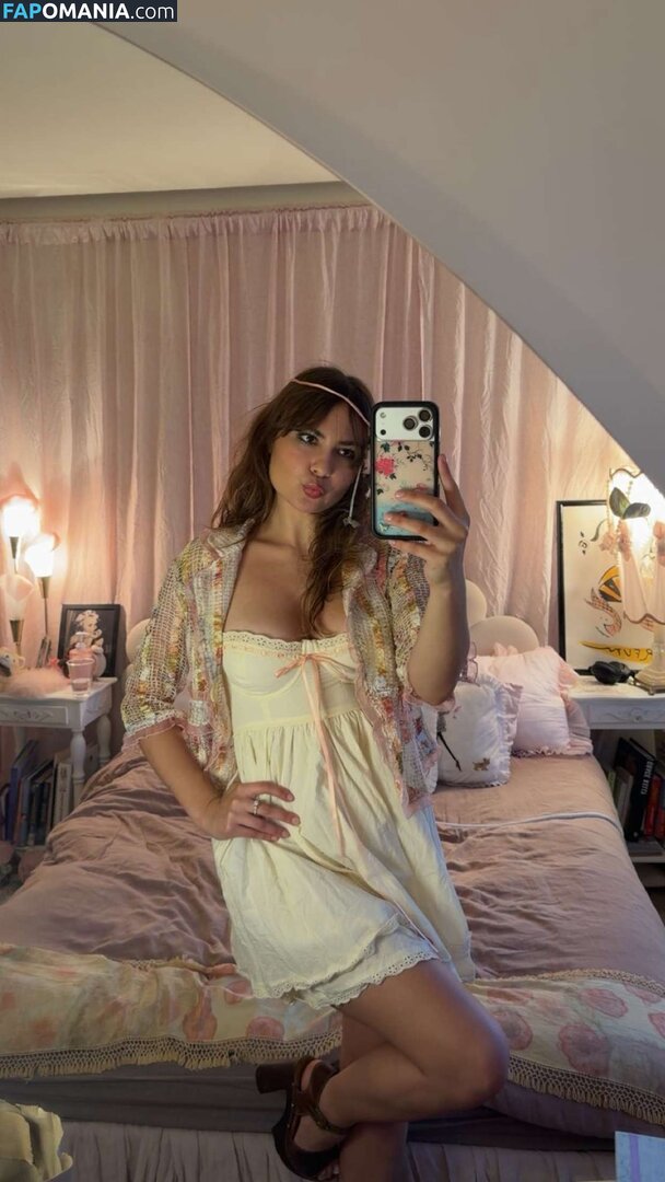 Ester Dobrik / esterrdobrik Nude OnlyFans  Leaked Photo #106