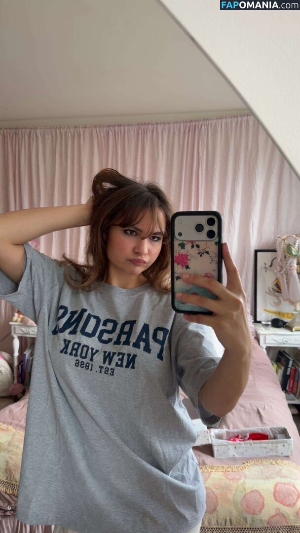 Ester Dobrik / esterrdobrik Nude OnlyFans  Leaked Photo #113