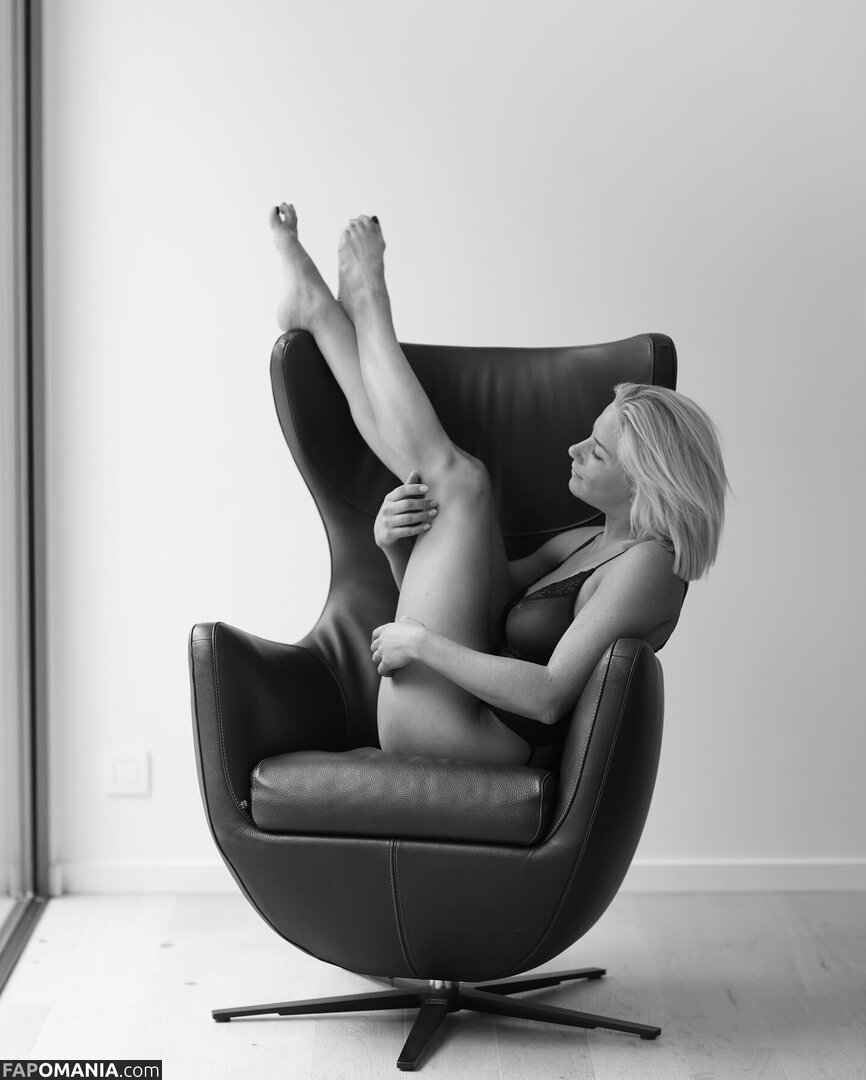 Esthee Verschaeren / esthee_stv Nude OnlyFans  Leaked Photo #6