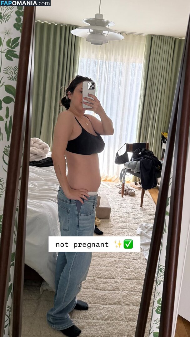 Esther Povitsky / esthermonster Nude OnlyFans  Leaked Photo #1