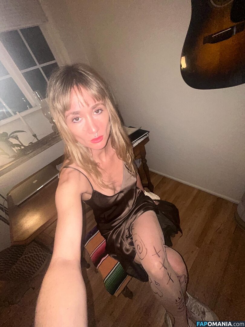 Esther Rose / estherrose001 / https: / therealestherrose Nude OnlyFans  Leaked Photo #1