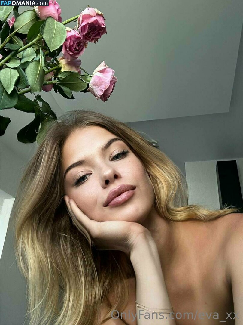 eva_xx / mylifeaseva Nude OnlyFans  Leaked Photo #94