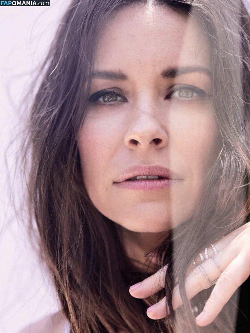 Evangeline Lilly / EvangelineLilly / evangelinelillyofficial / https: / lilyevangeline Nude OnlyFans  Leaked Photo #80