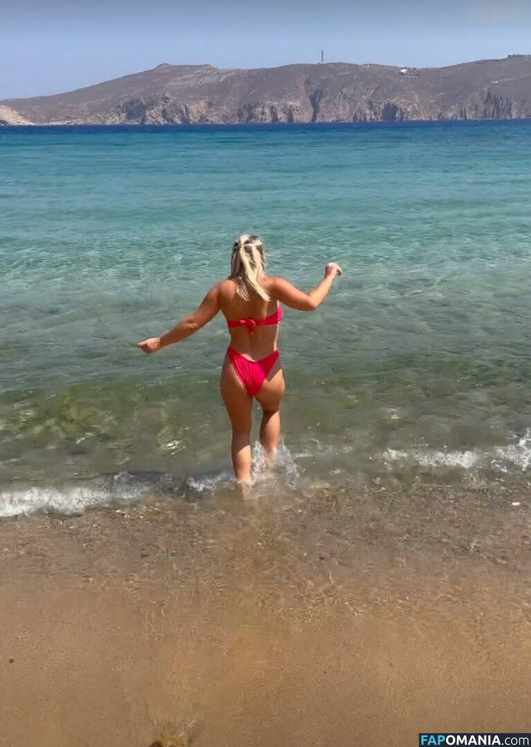 Evelyn Burdecki Nude OnlyFans  Leaked Photo #1