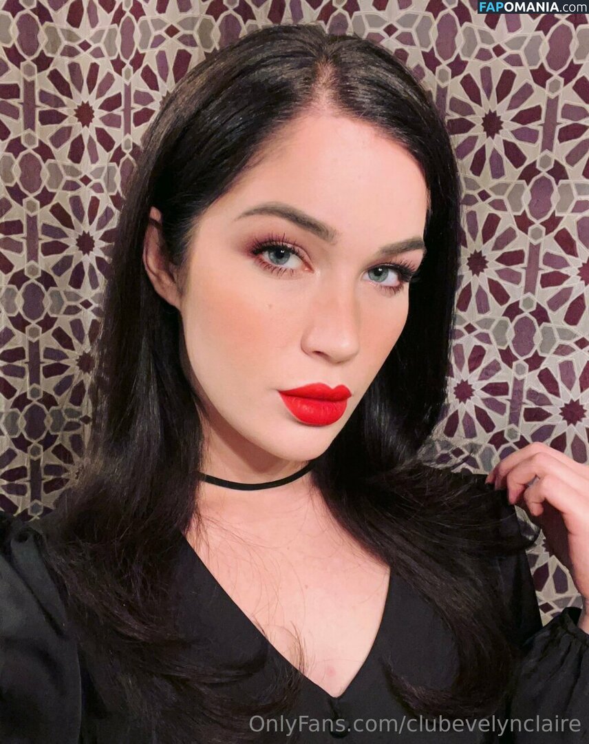 Evelyn Claire / evelynclaire.xoxo / luvevelynclaire / officialevelynclaire Nude OnlyFans  Leaked Photo #258