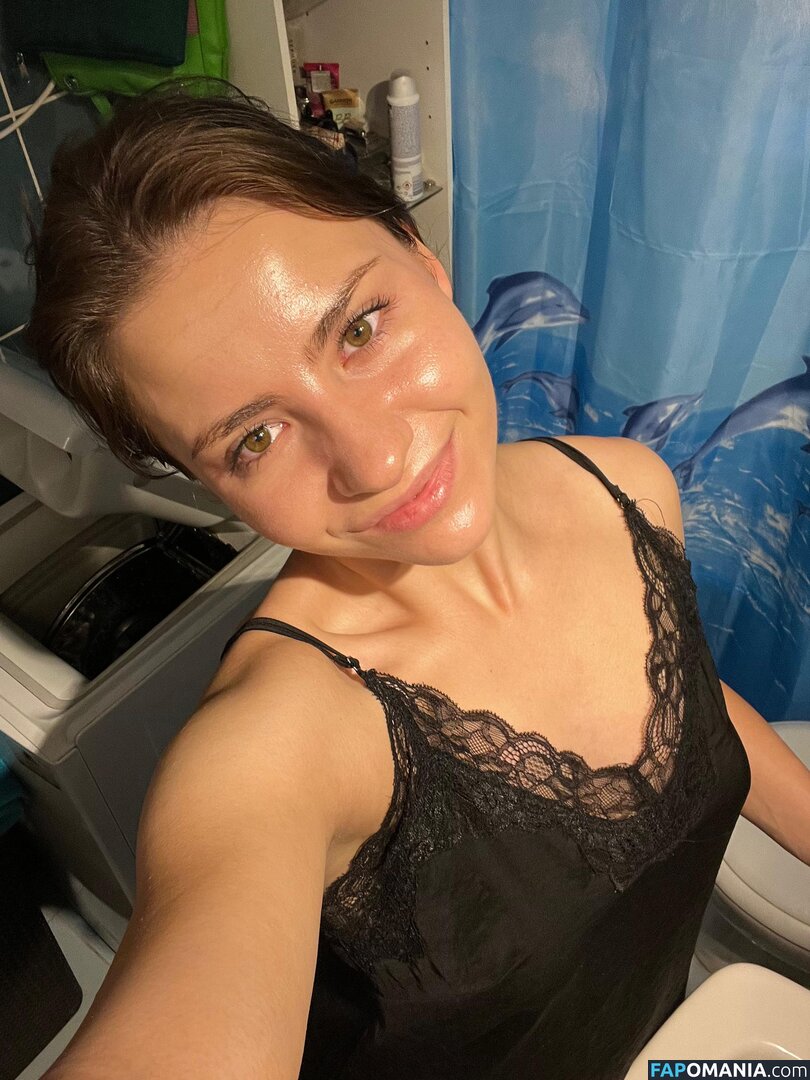 Evermoist Nude OnlyFans  Leaked Photo #13