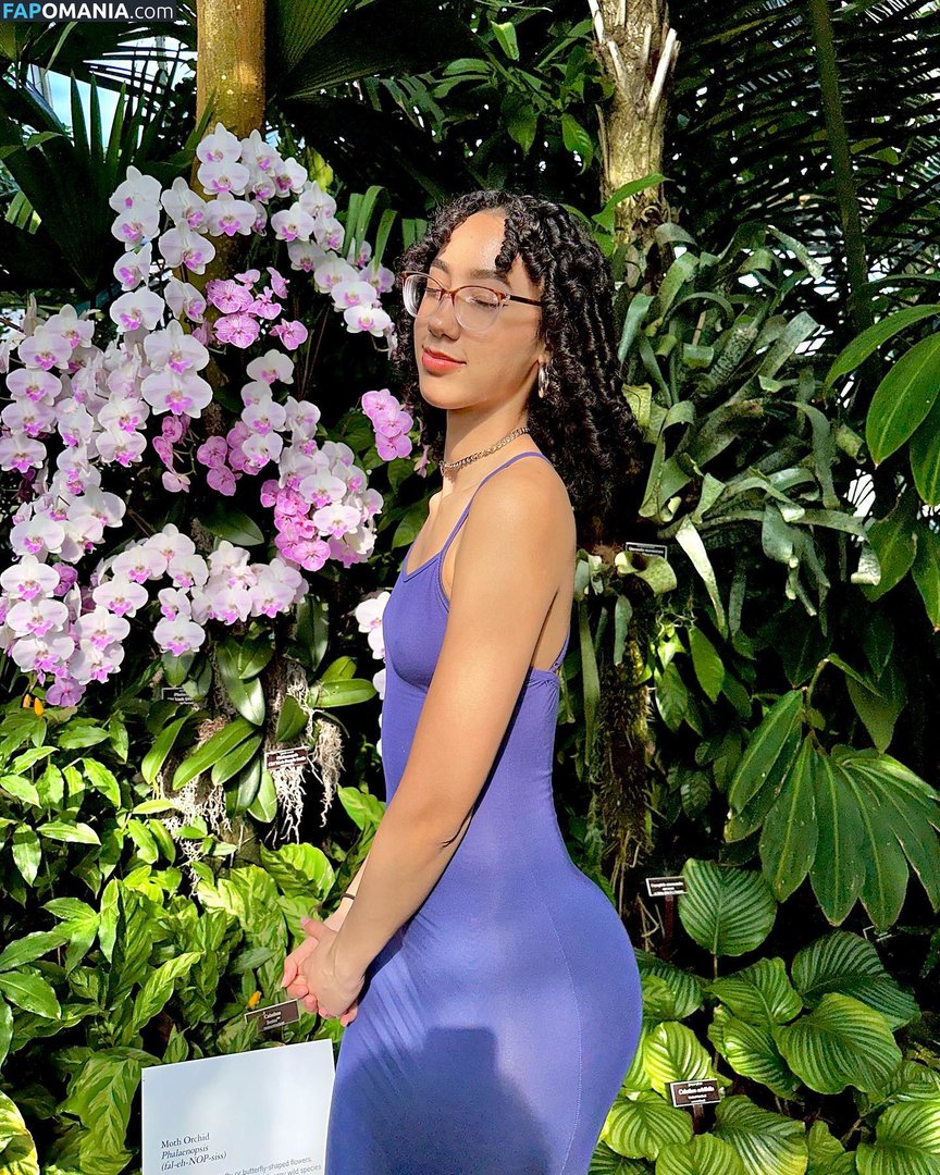 eliana / ewmxt / lalayravo / woahnatty Nude OnlyFans  Leaked Photo #20