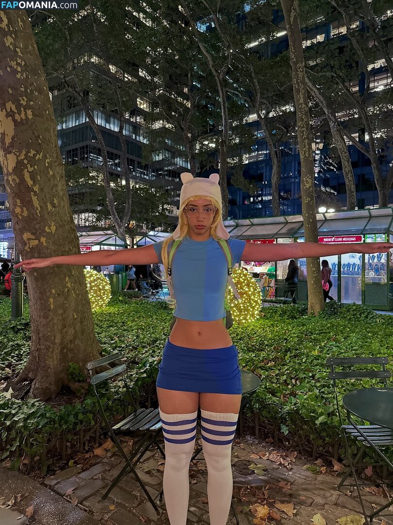 eliana / ewmxt / lalayravo / woahnatty Nude OnlyFans  Leaked Photo #73