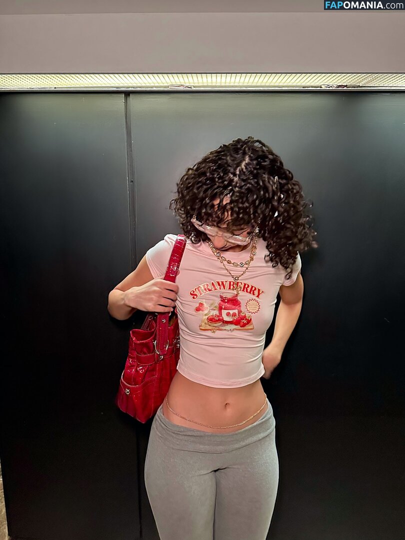 eliana / ewmxt / lalayravo / woahnatty Nude OnlyFans  Leaked Photo #78