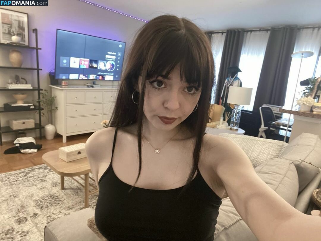 ezsy / ezszy / ezzy4444 / ladyliberty20 Nude OnlyFans  Leaked Photo #30