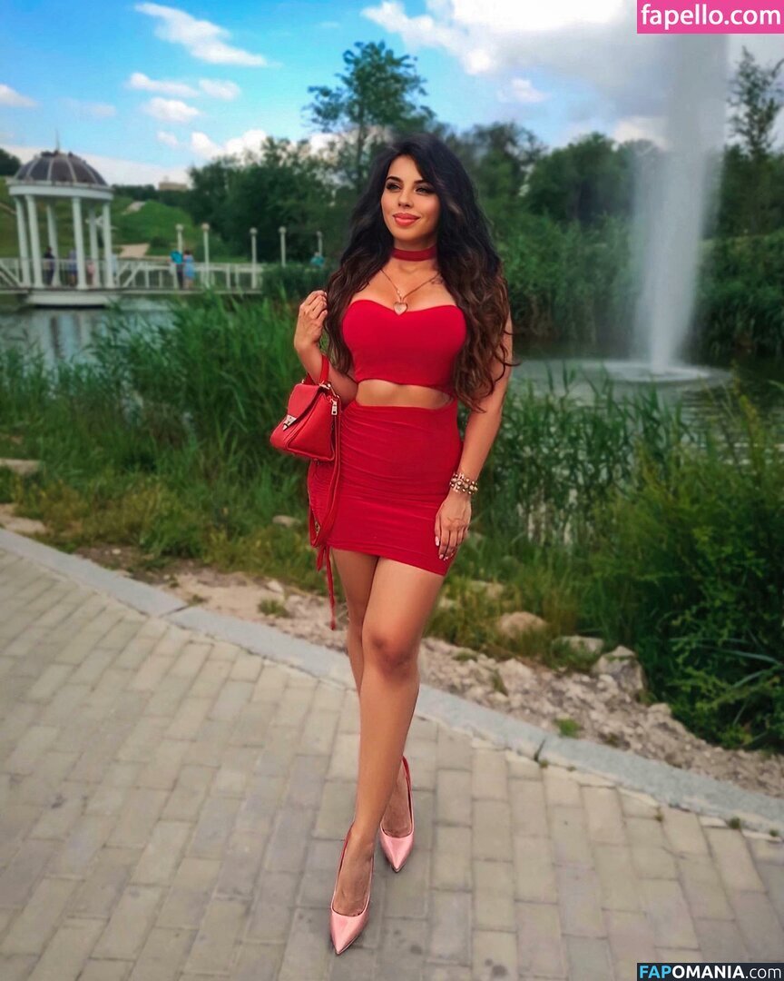 Fainka Mmmi Nude OnlyFans  Leaked Photo #7