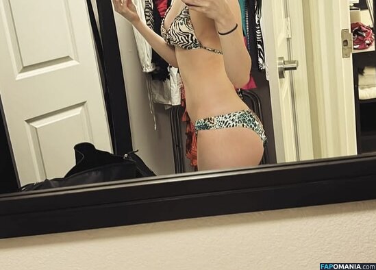 fairlyodd_goddess Nude OnlyFans  Leaked Photo #3