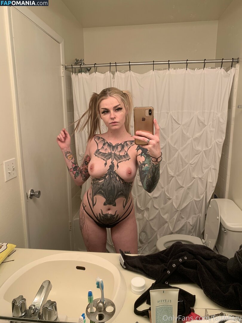 Strawlberrygirl / faithfitzy Nude OnlyFans  Leaked Photo #3