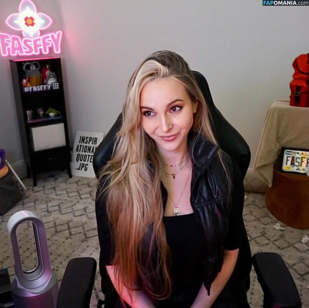 Fasffy Nude OnlyFans  Leaked Photo #24