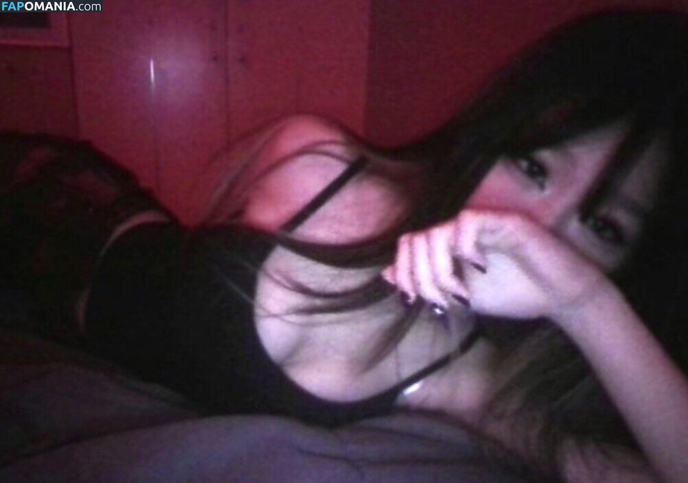 fatherlain / michellchhen Nude OnlyFans  Leaked Photo #2