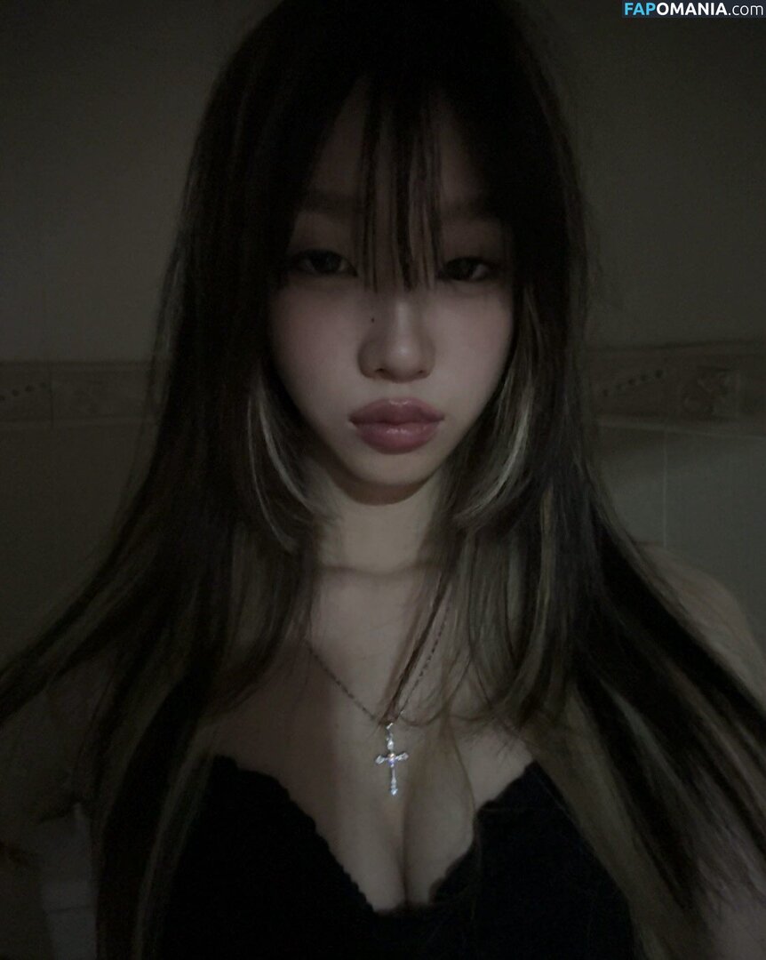 fatherlain / michellchhen Nude OnlyFans  Leaked Photo #8