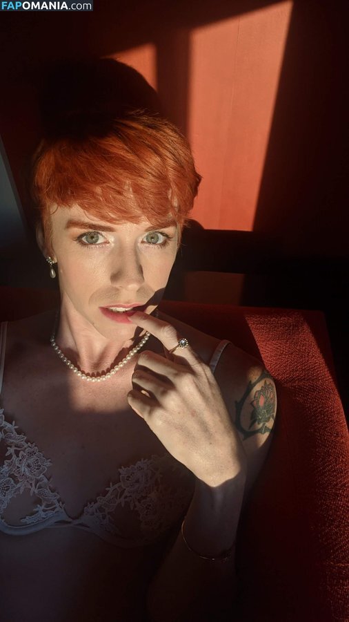 Faye Holloway / FayeHollowayOH / fayeholloway_ Nude OnlyFans  Leaked Photo #3