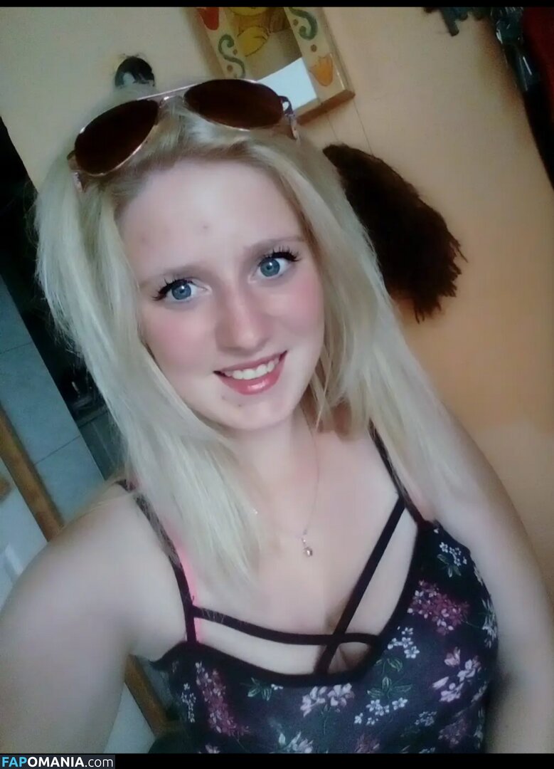 Fehérvári Lányok / Fejér Megyei / Székesfehérvári / sebestyenbianka1 Nude OnlyFans  Leaked Photo #13