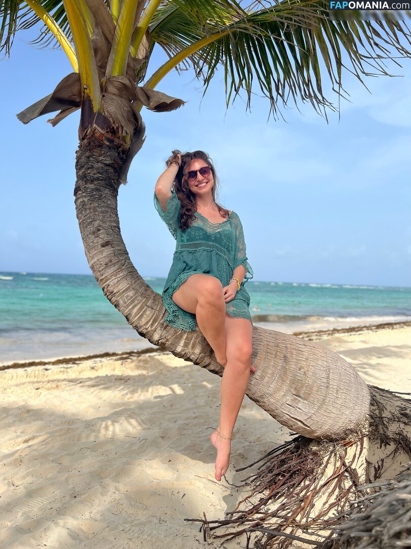 Felicia Hofner / felifromgermany Nude OnlyFans  Leaked Photo #9