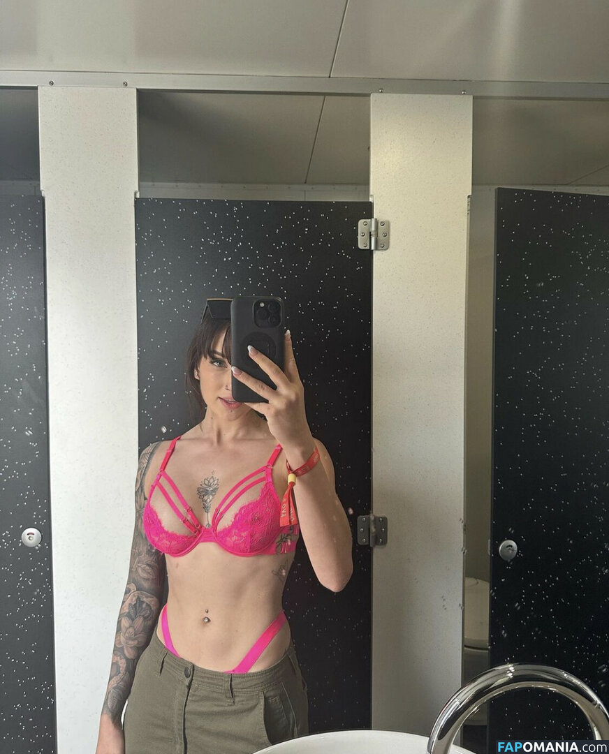 Fin.25 Nude OnlyFans  Leaked Photo #2