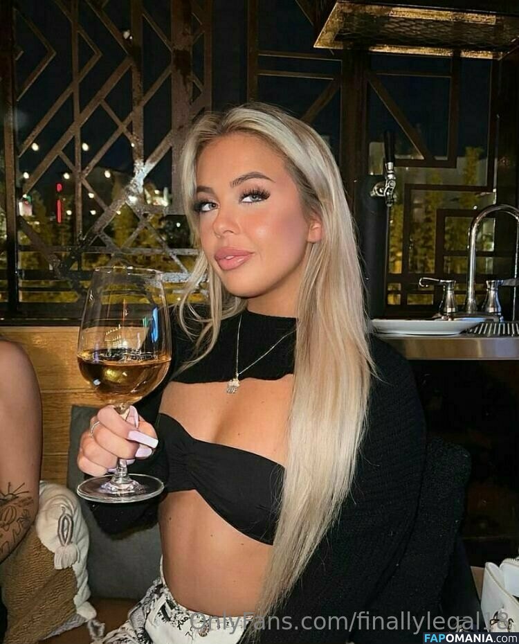 finallylegal18 / hazel_beauti Nude OnlyFans  Leaked Photo #472