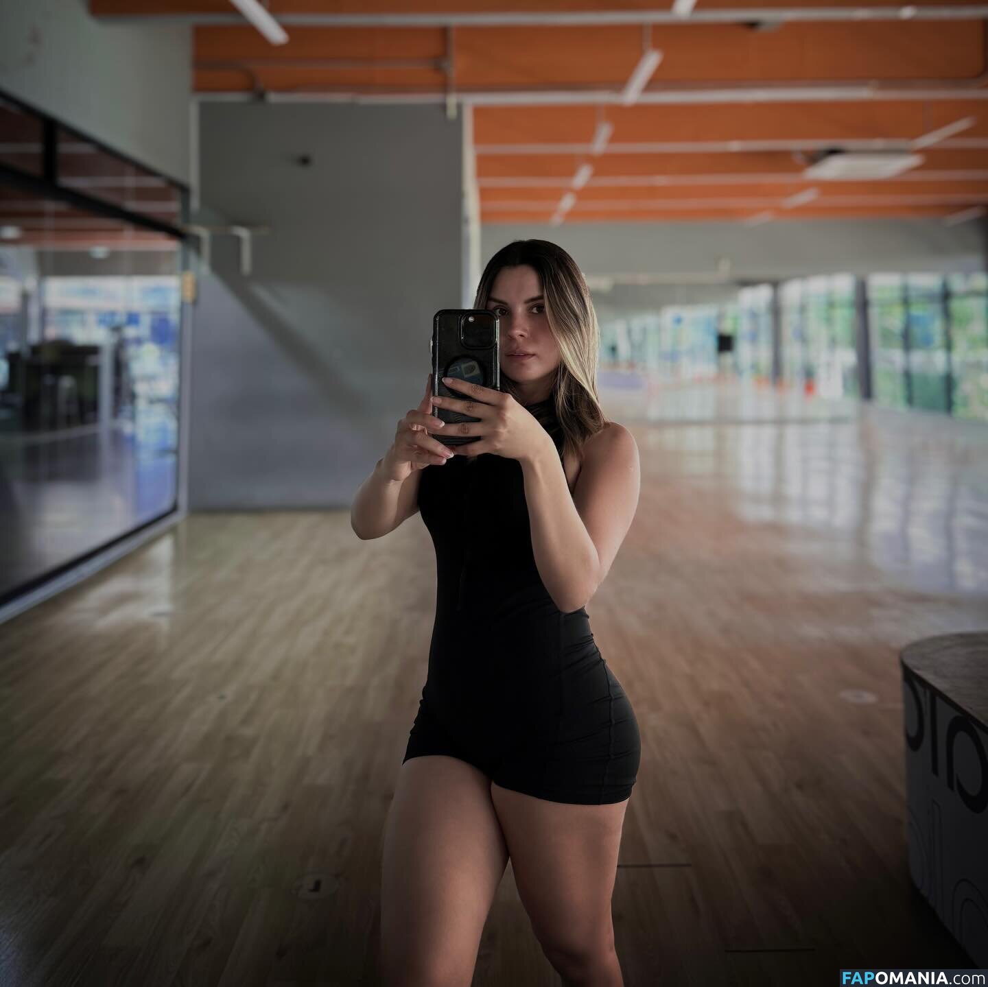 Fiorella Retiz / fiorellaretiz Nude OnlyFans  Leaked Photo #15