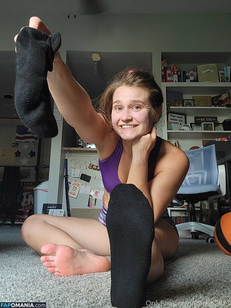 fitfeet.2021 / fitfeet46x Nude OnlyFans  Leaked Photo #26