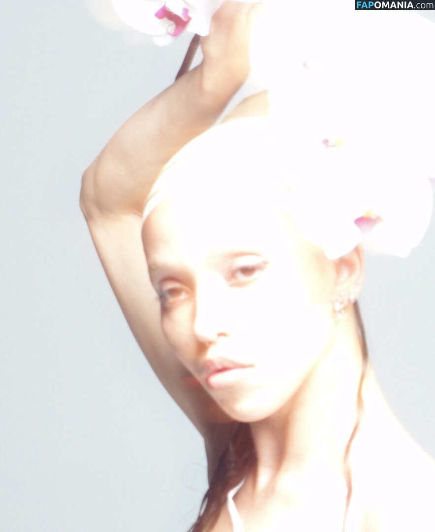 FKA Twigs / FKAtwigs Nude OnlyFans  Leaked Photo #3