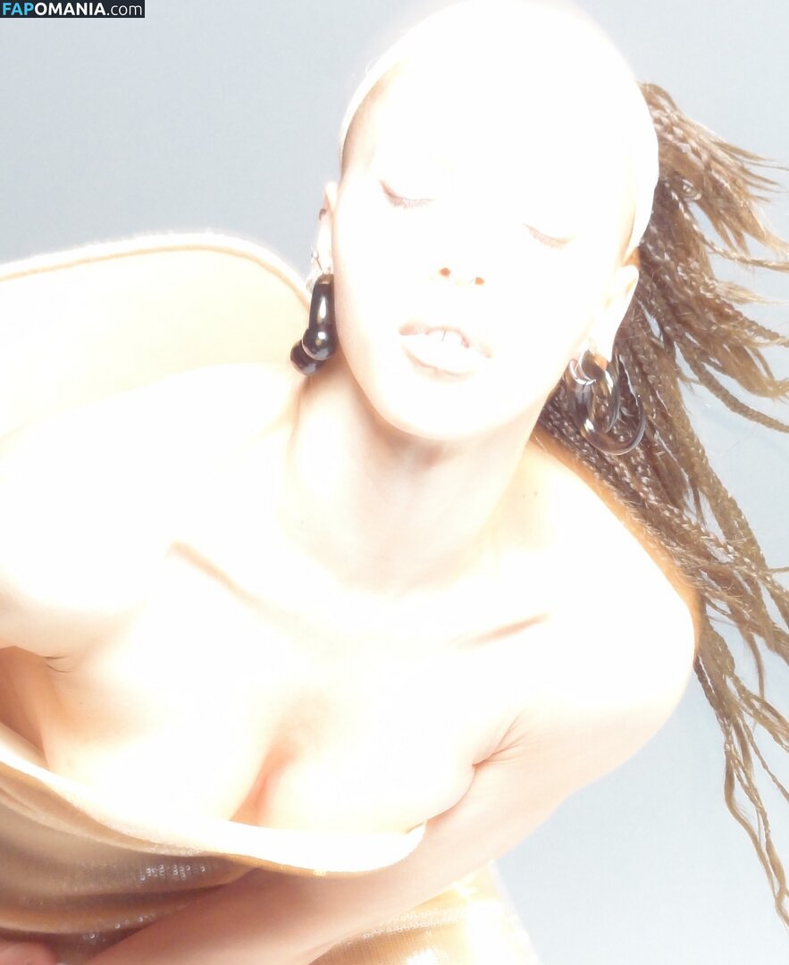 FKA Twigs / FKAtwigs Nude OnlyFans  Leaked Photo #8