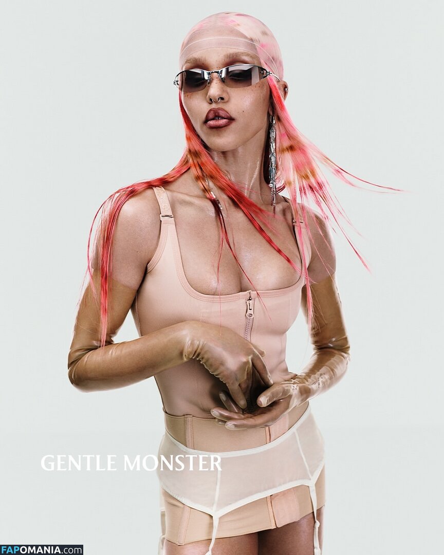 FKA Twigs / FKAtwigs Nude OnlyFans  Leaked Photo #13
