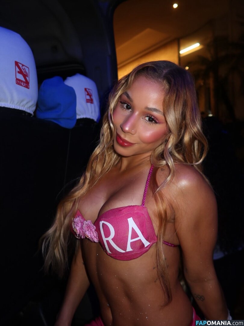 Flávia Saraiva / flavialopessaraiva Nude OnlyFans  Leaked Photo #14