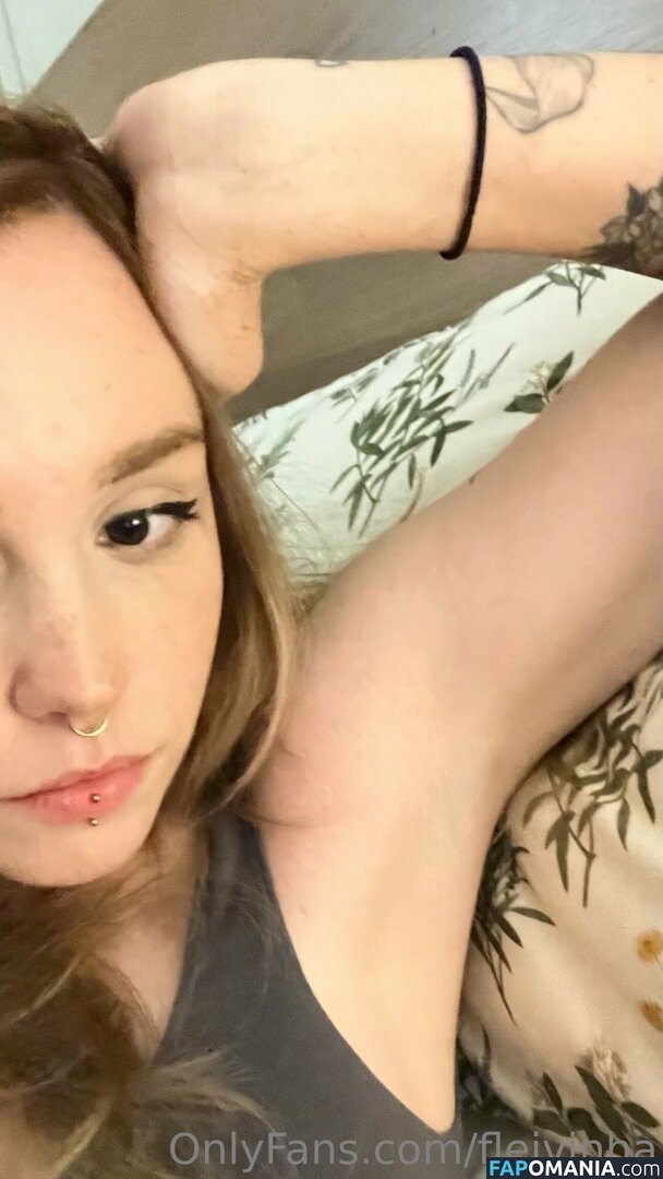 Flavia Sayuri / Sasa / fleivinha Nude OnlyFans  Leaked Photo #8