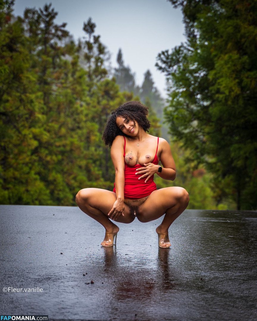 Fleur Vanille / fleur.vanille / fleurvanille Nude OnlyFans  Leaked Photo #2