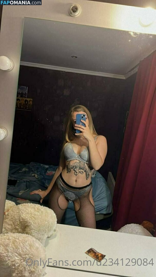 flora_bell / flora_belll Nude OnlyFans  Leaked Photo #12