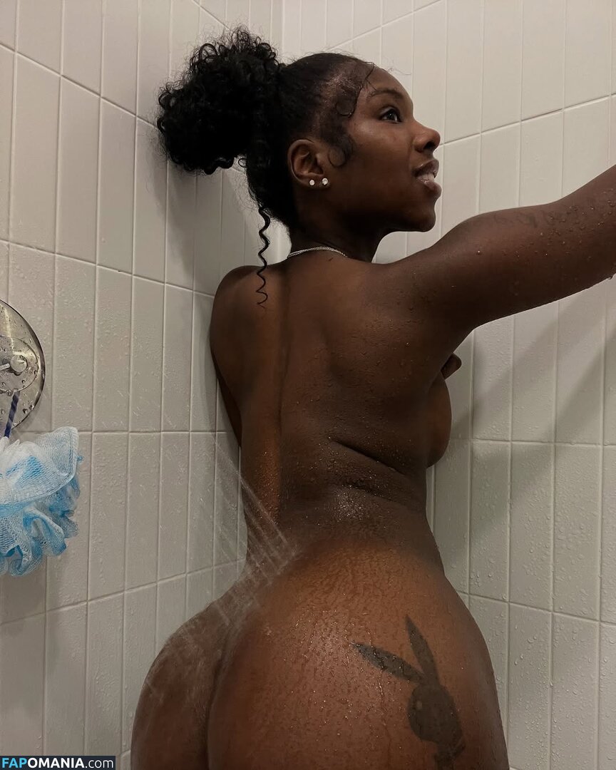 Foreignn_diamondd Nude OnlyFans  Leaked Photo #1