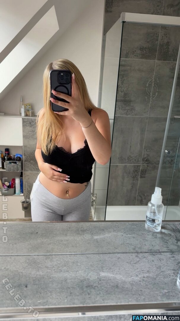 franziihtz / franziiiiihtz Nude OnlyFans  Leaked Photo #10