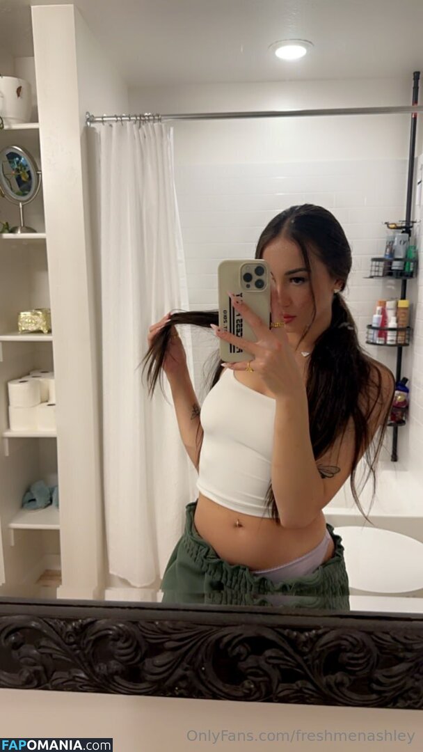 _ashhhhleeey_ / freshmenashley Nude OnlyFans  Leaked Photo #501