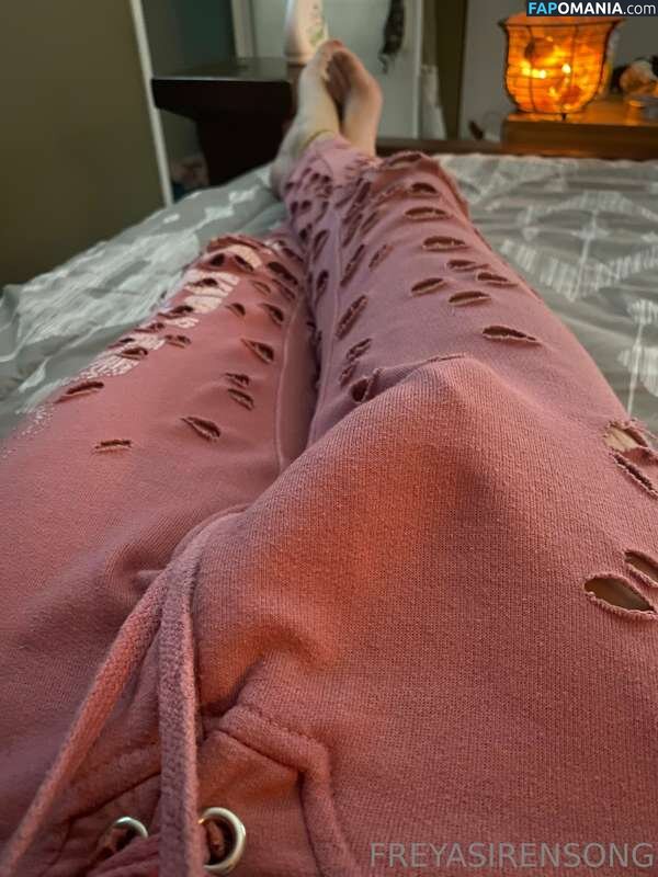 freyasirensong Nude OnlyFans  Leaked Photo #4