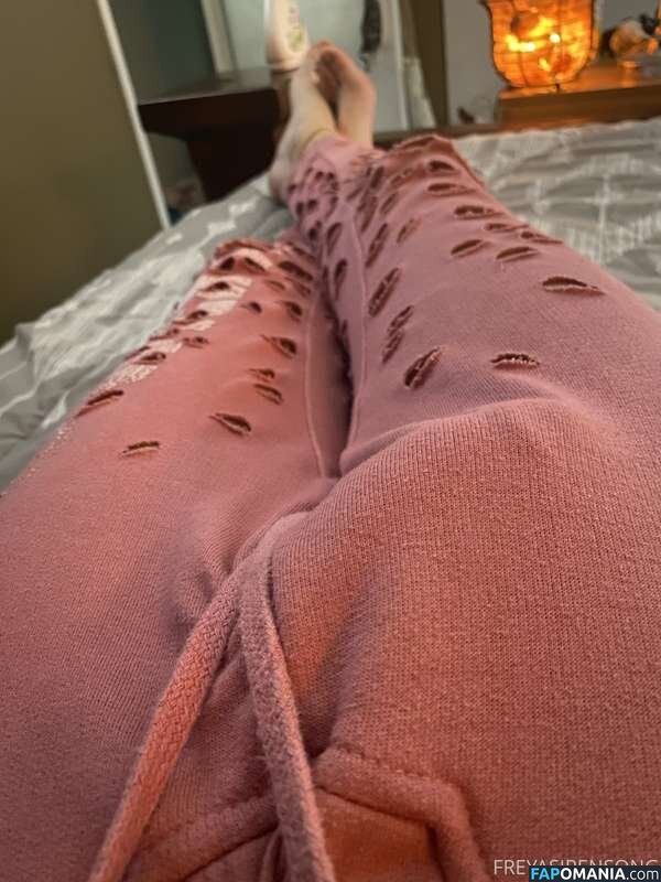 freyasirensong Nude OnlyFans  Leaked Photo #9