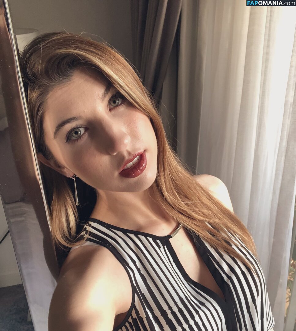 FrivolousFox ASMR / FrivviFox / frivvay Nude OnlyFans  Leaked Photo #151