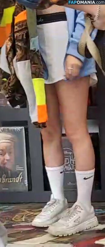 Fuslie / Leslie Nude OnlyFans  Leaked Photo #240