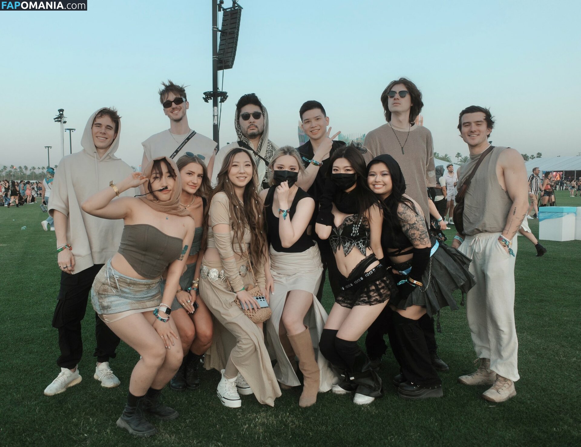 Fuslie / Leslie Nude OnlyFans  Leaked Photo #576