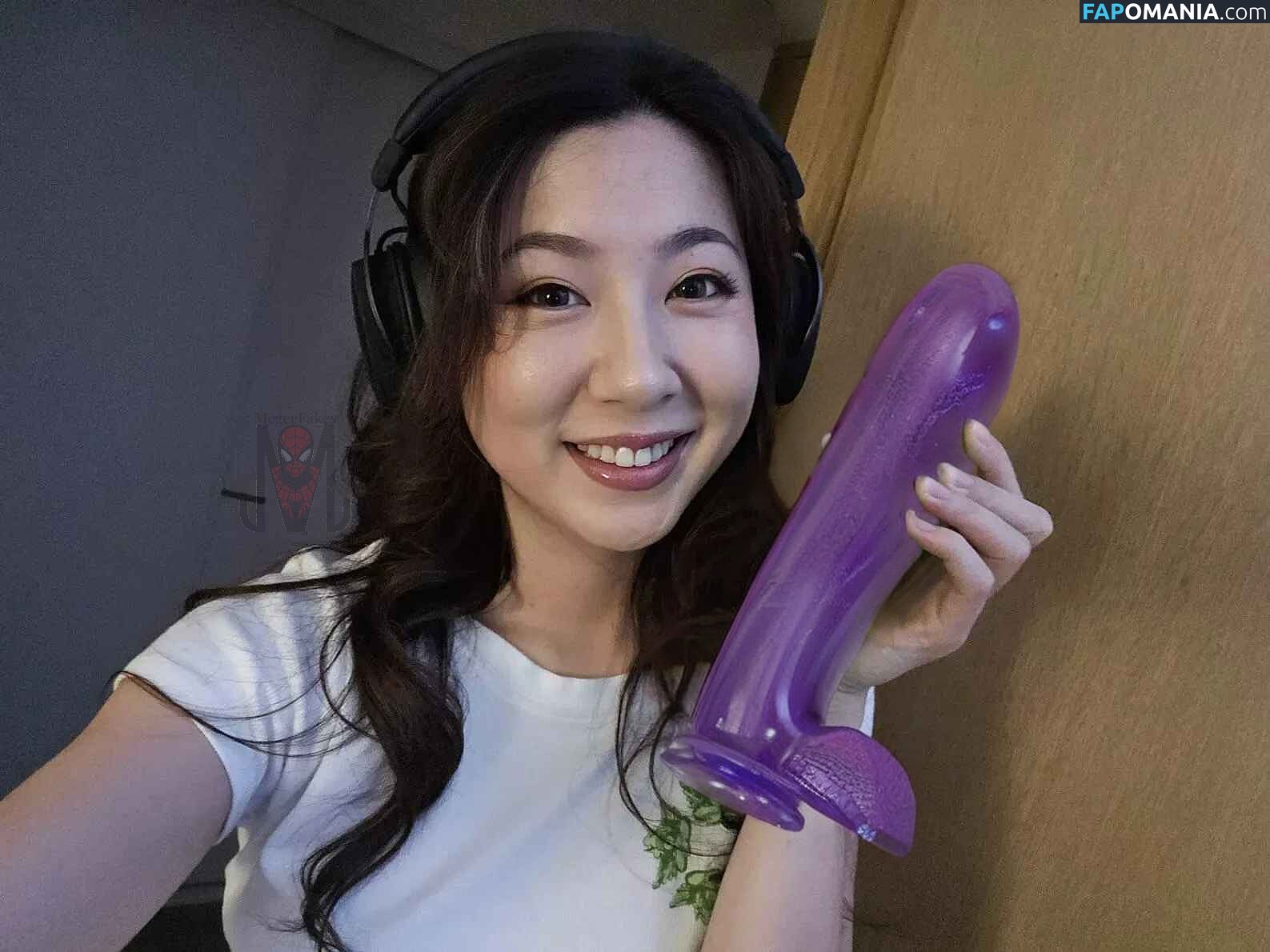Fuslie / Leslie Nude OnlyFans  Leaked Photo #701