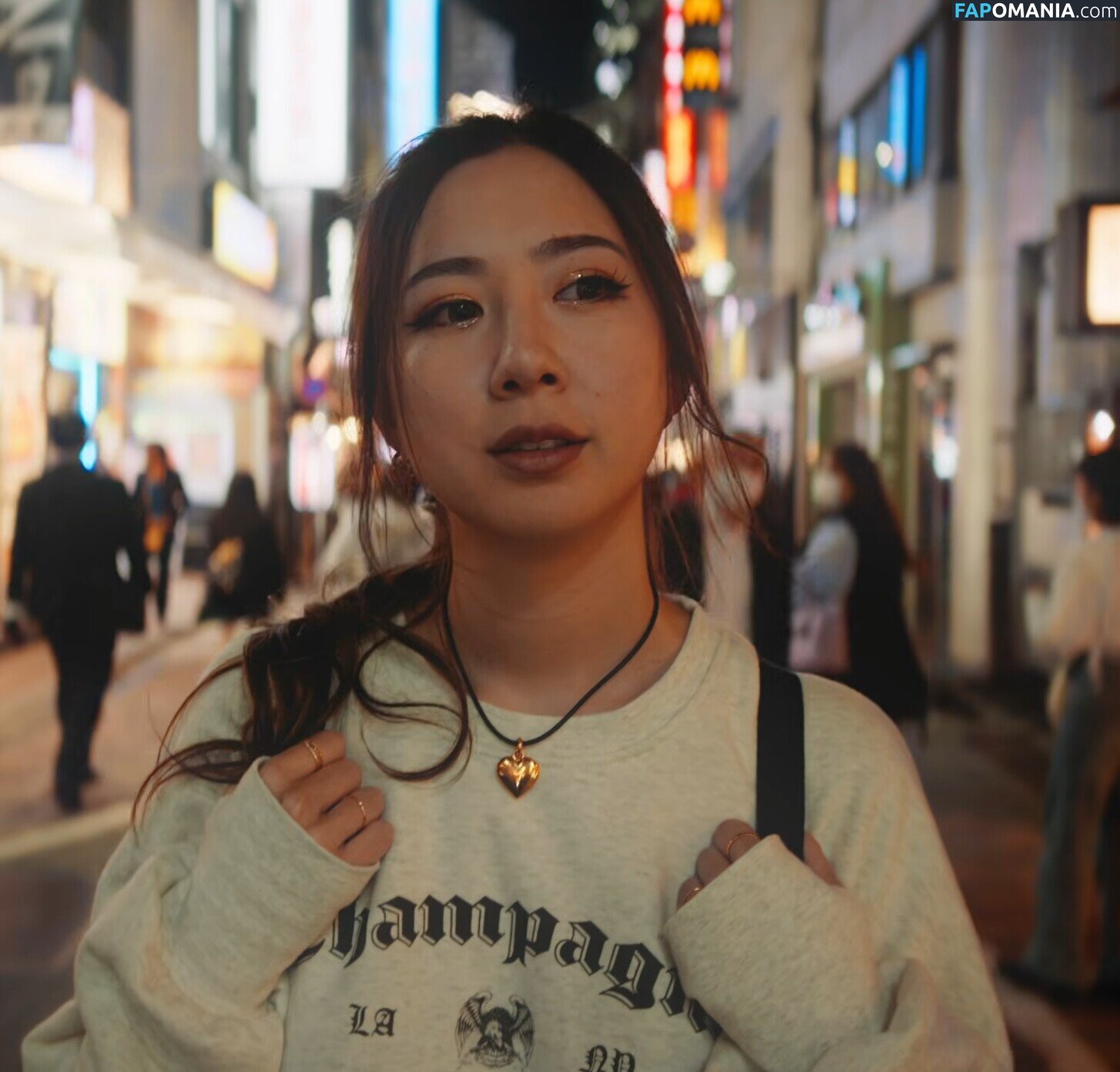 Fuslie / Leslie Nude OnlyFans  Leaked Photo #792