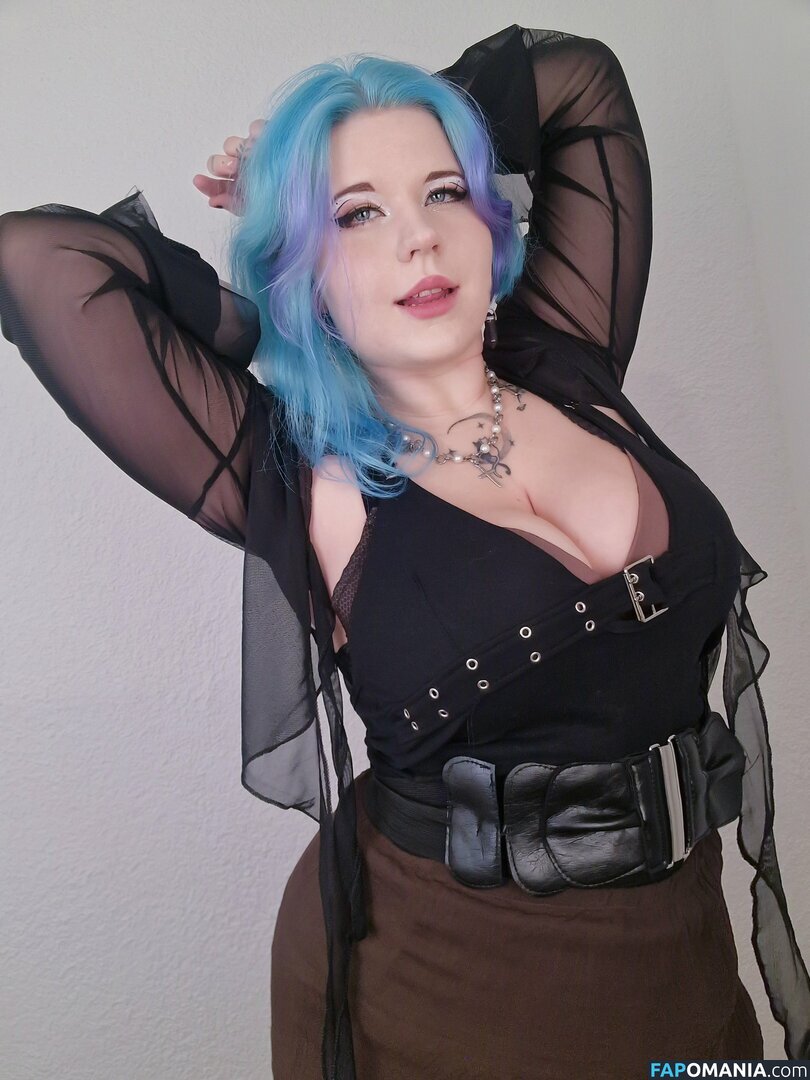 FylyArtworksAndCosplays / Fyly_cosplays Nude OnlyFans  Leaked Photo #57
