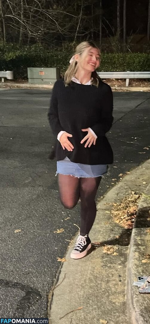 Gabby Gunter / gabbzz.g Nude OnlyFans  Leaked Photo #9