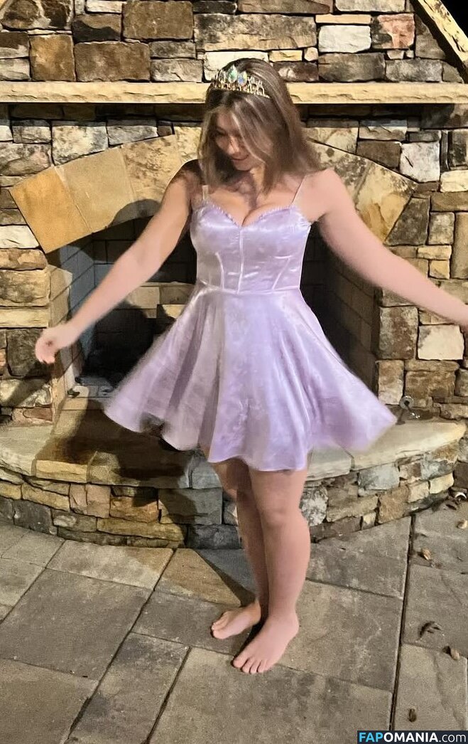 Gabby Gunter / gabbzz.g Nude OnlyFans  Leaked Photo #11