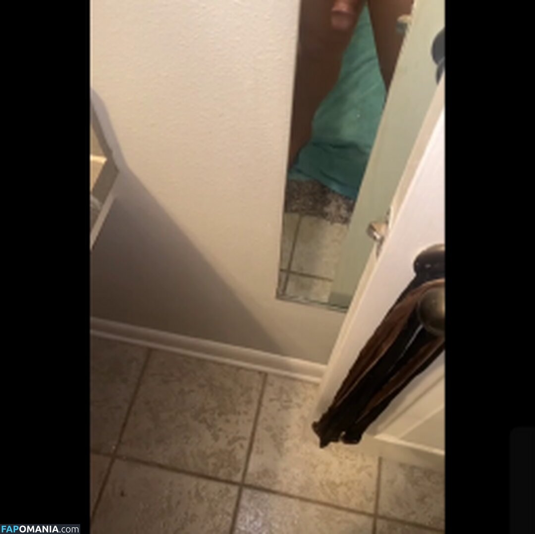 Gabbyamourr / gabbythebabyyy / ggthebabyy Nude OnlyFans  Leaked Photo #4