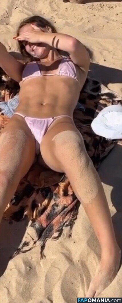 Gabi Borges / gabiborgeees Nude OnlyFans  Leaked Photo #54