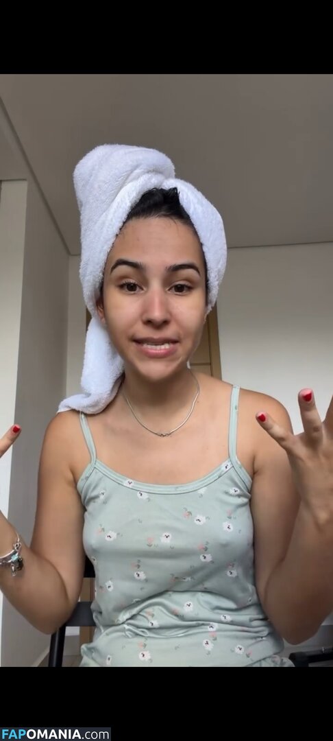 Gabi Goncalvis / gabigoncalvis Nude OnlyFans  Leaked Photo #2
